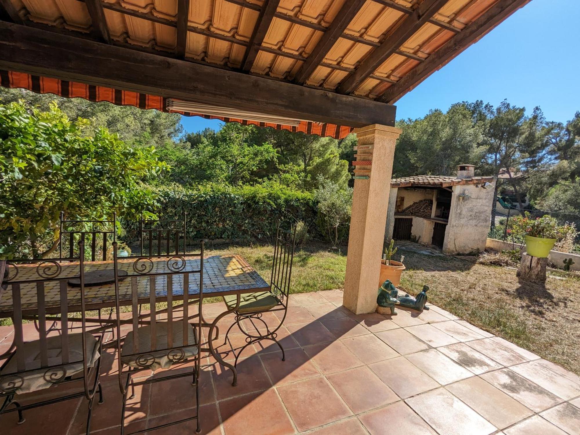 Maisonnette Kalis Calme Avec Climatisation Parking Jardin Cadre Campagne Plages A Pieds Bandol Bagian luar foto