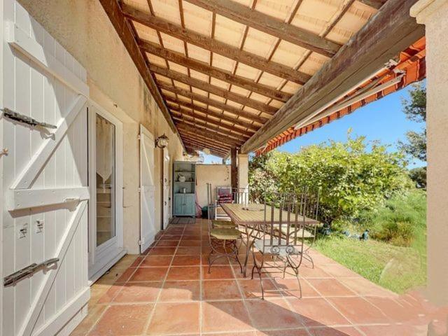 Maisonnette Kalis Calme Avec Climatisation Parking Jardin Cadre Campagne Plages A Pieds Bandol Bagian luar foto